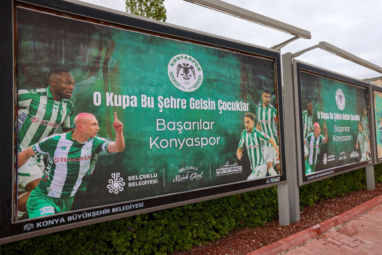 En büyük ilçede Konyaspor’a final desteği! Şehir yeşil-beyaz renklere büründü 5